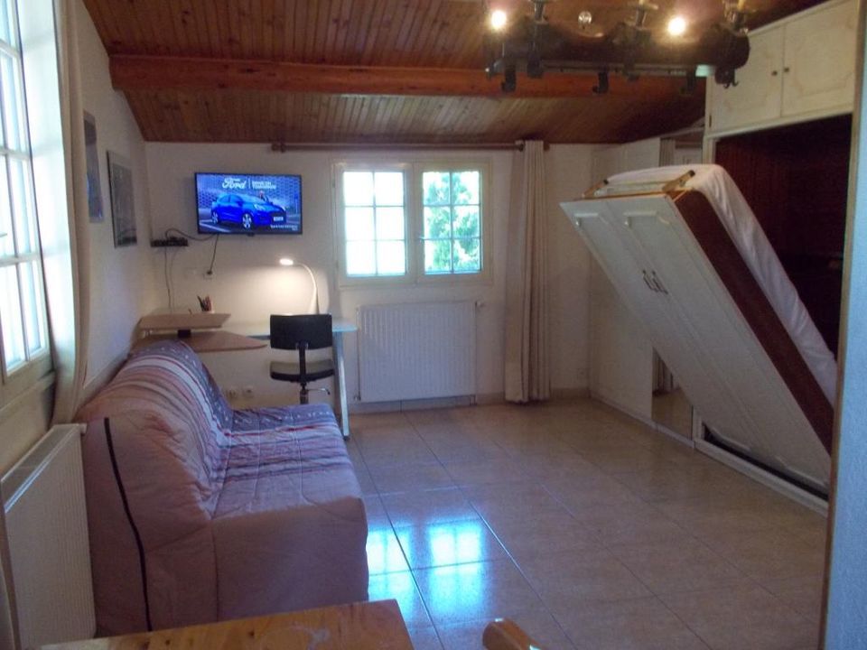 Studio in Nimes, Gard - photo 2