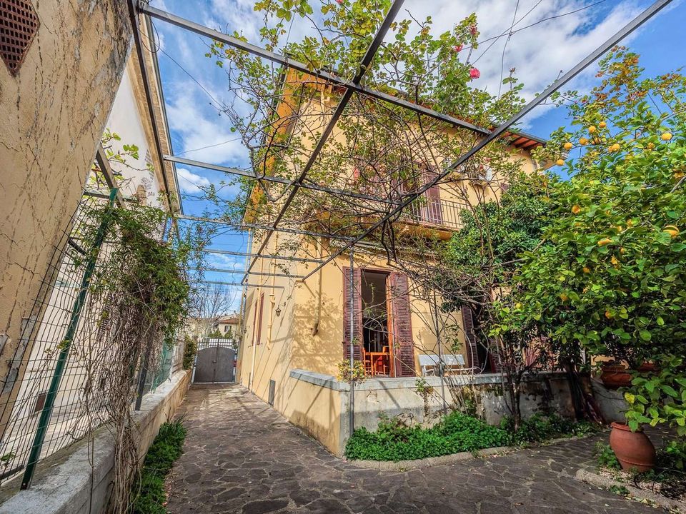 Haus in Florence, Florence - Foto 1