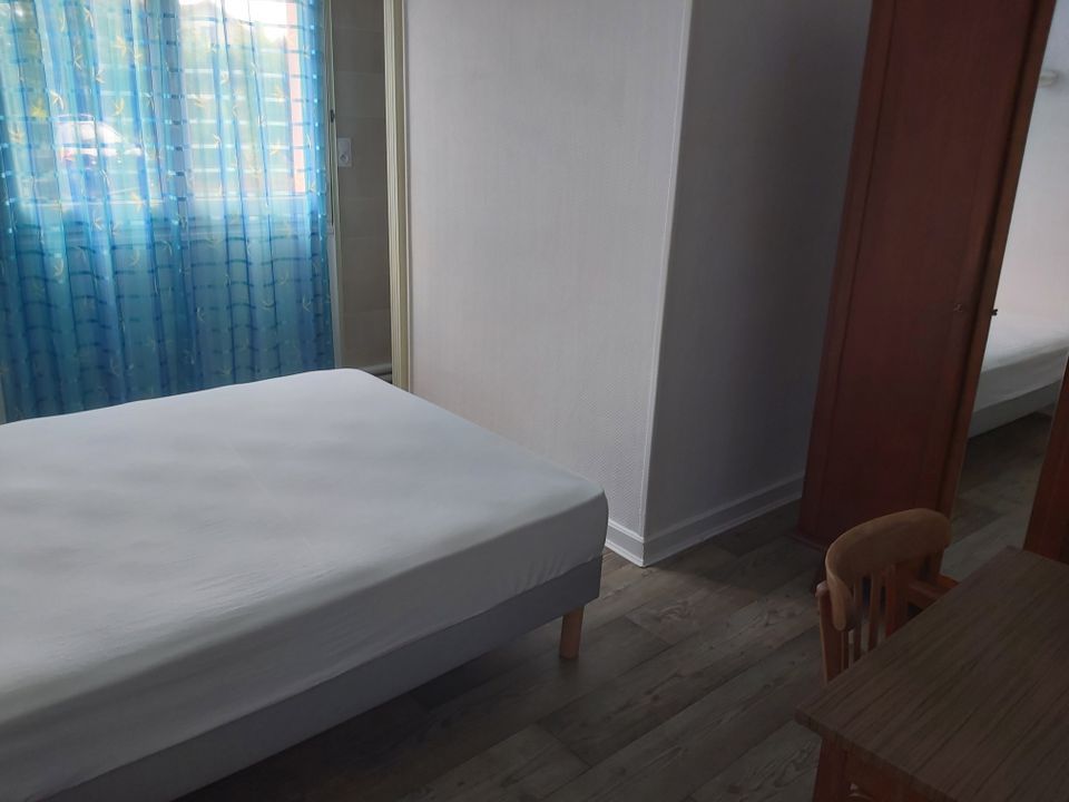 Apartment in Objat, Correze - photo 3