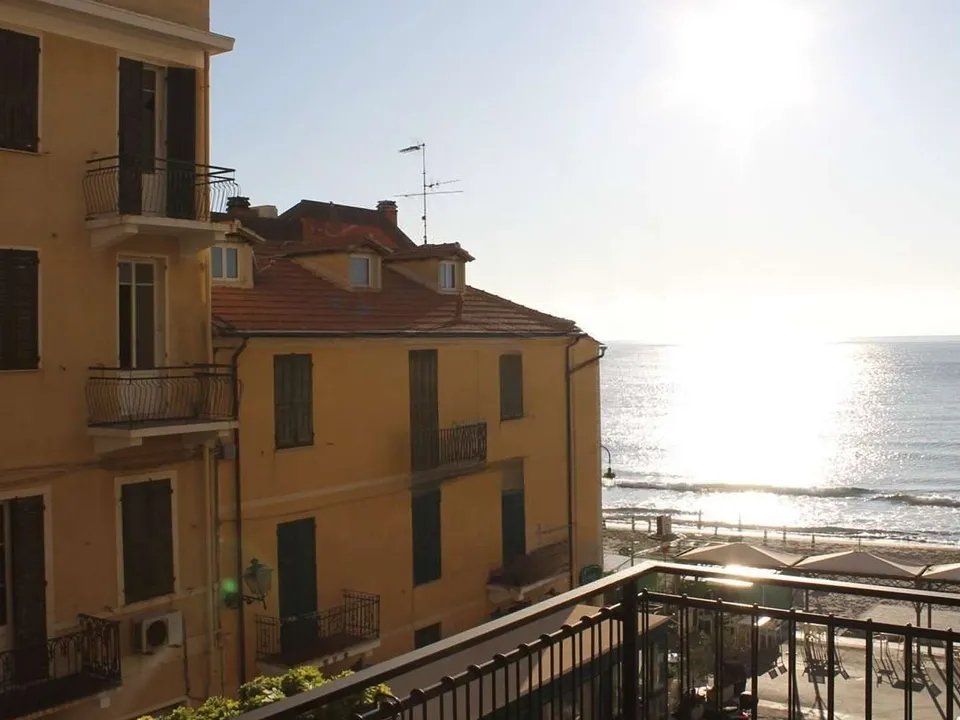 Lejlighed i Alassio, Savona - foto 2