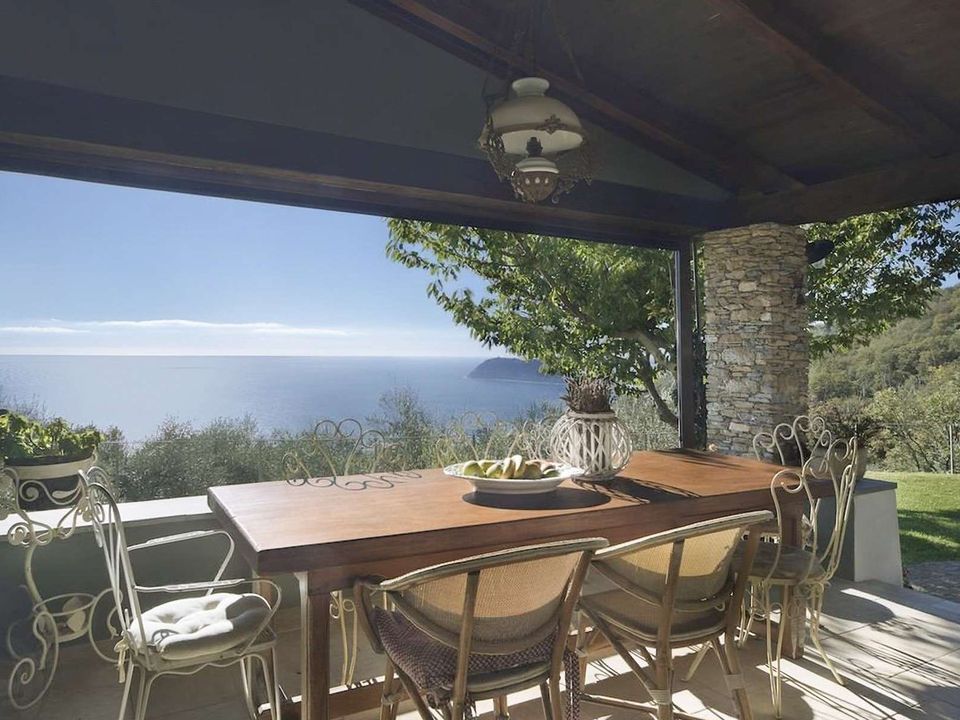 Villa in Alassio, Savona - foto 1