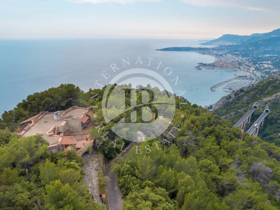 Villa i Ventimiglia, Imperia - foto 1