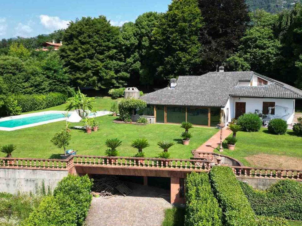 Villa in Arizzano, Verbano Cusio Ossola - foto 1
