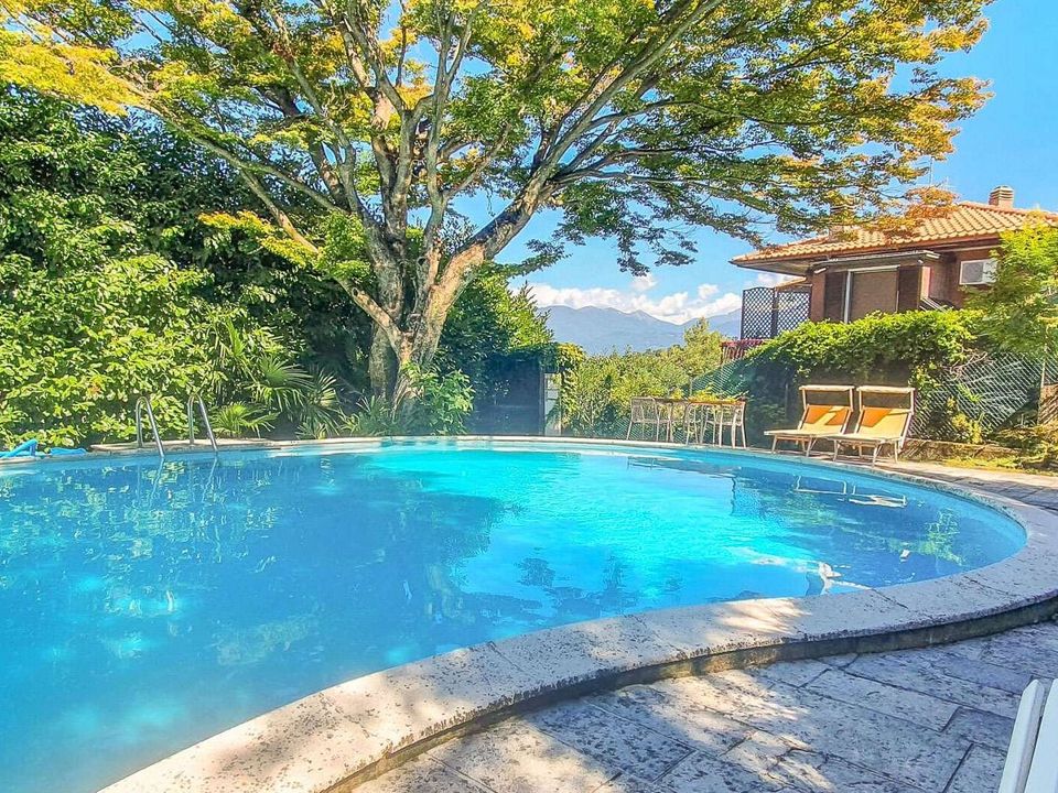 Villa i Porto Valtravaglia, Varese - foto 4