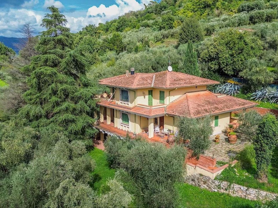 Villa i Monsummano Terme, Pistoia - foto 1