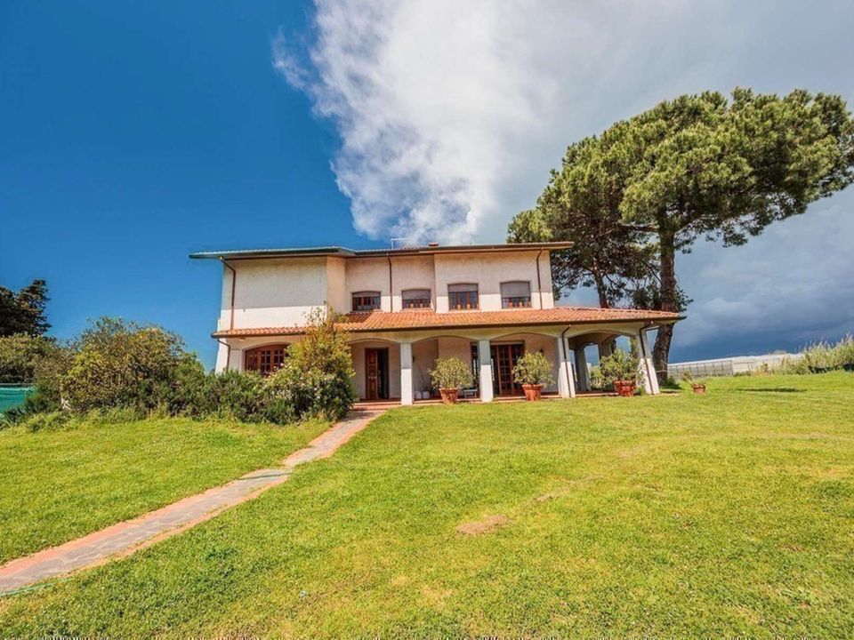 Villa i Viareggio, Lucca - bilde 1