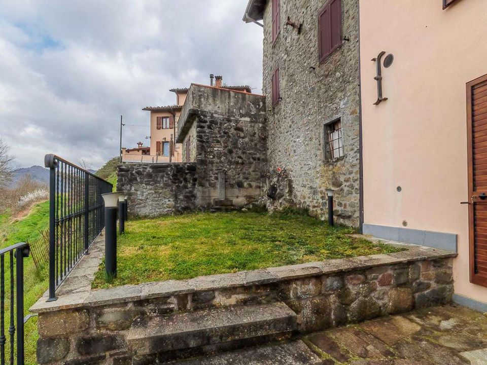 Dorpshuis in Castelnuovo di Garfagnana, Lucca - foto 3