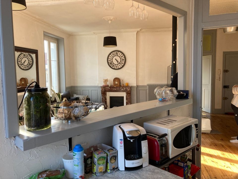 Apartment in Vichy, Allier - photo 3
