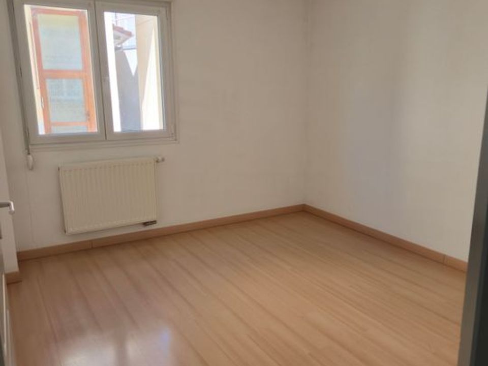 Apartment in Valentigney, Doubs - photo 5
