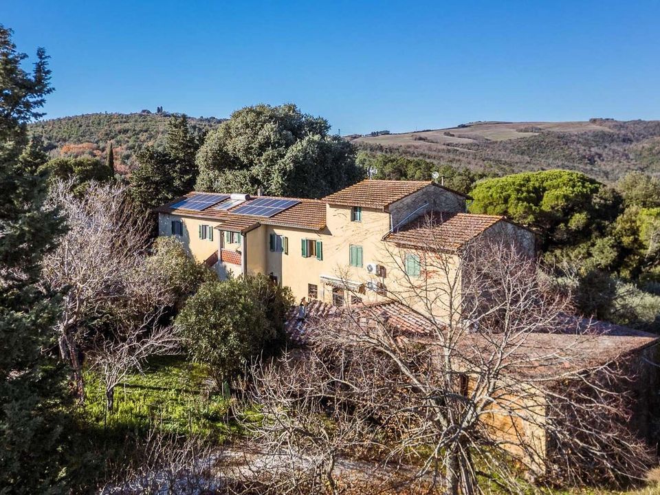 Gårdshus i San Gimignano, Siena - bilde 1