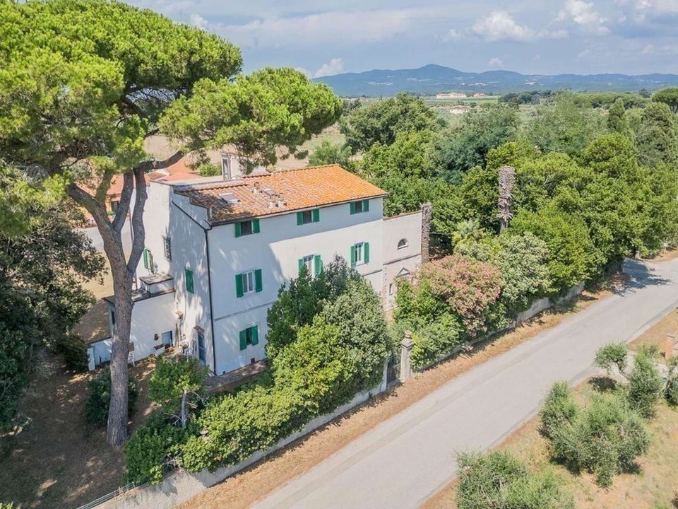 Villa en Cecina, Livorno - foto 1