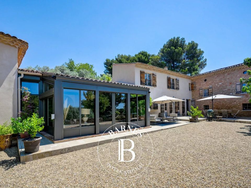 Villa i Aix-en-Provence, Bouches-du-Rhone - foto 1