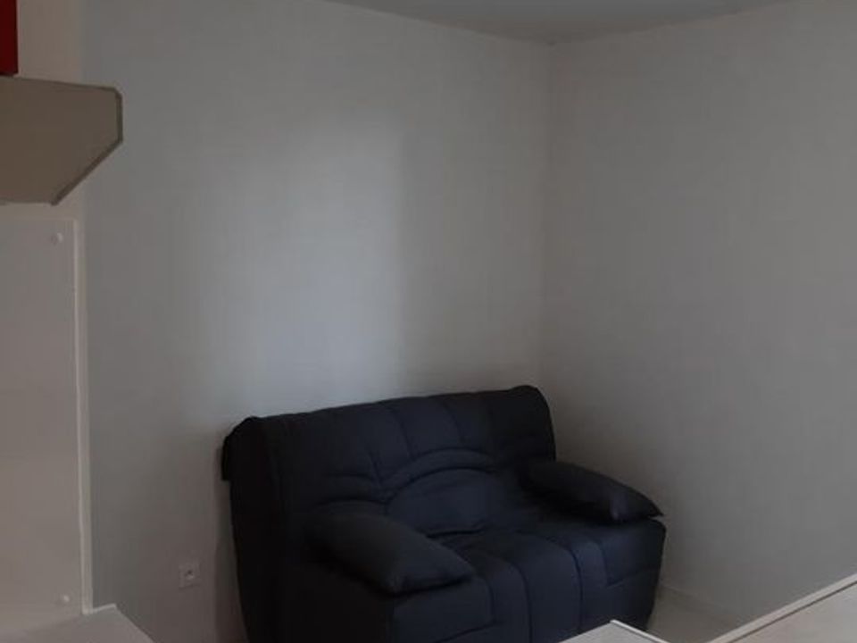 Studio in Cergy, Val-d'Oise - photo 2