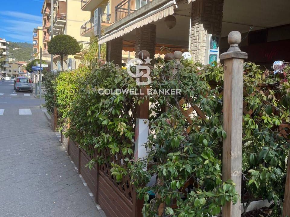 Erhvervsejendom i Andora, Savona - foto 3