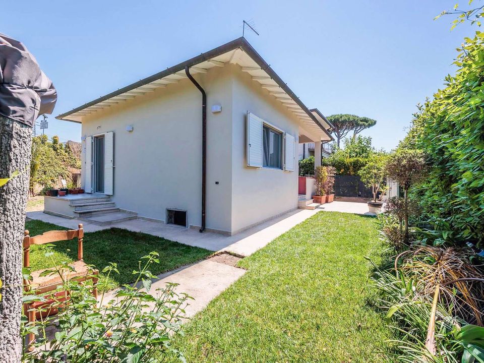 Villa i Forte dei Marmi, Lucca - bilde 1