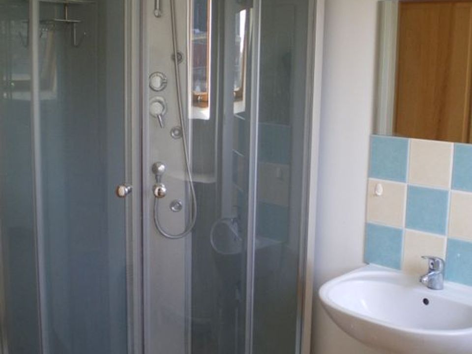 Apartment in Proville, Nord - photo 2