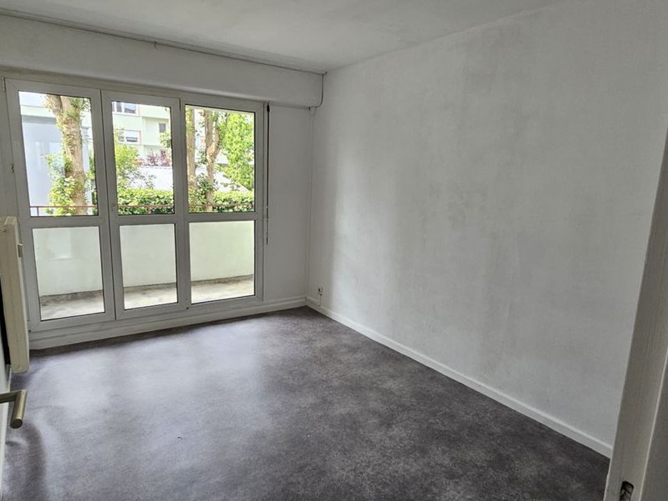 Apartment in Riedisheim, Haut-Rhin - photo 5