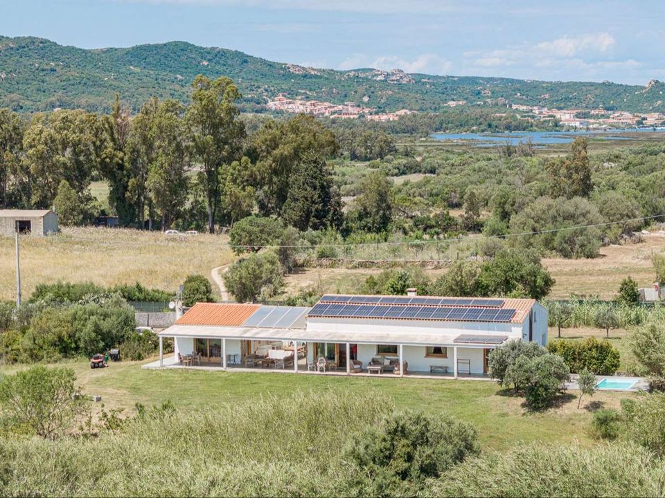 Villa i Arzachena, Sassari - foto 1