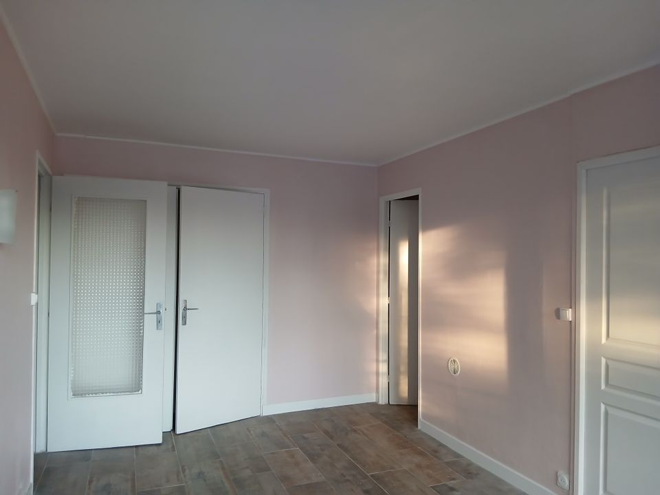 Lejlighed i Épinay-sur-Seine, Seine-Saint-Denis - foto 2