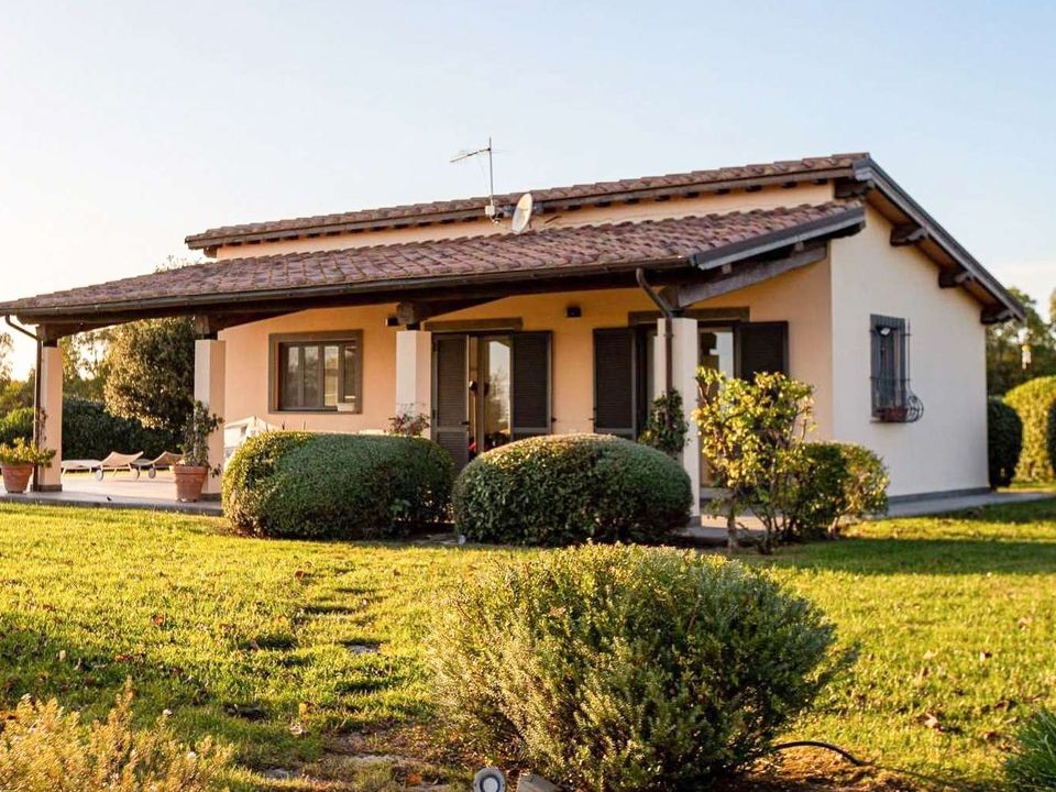 Villa i Montalto di Castro, Viterbo - foto 1