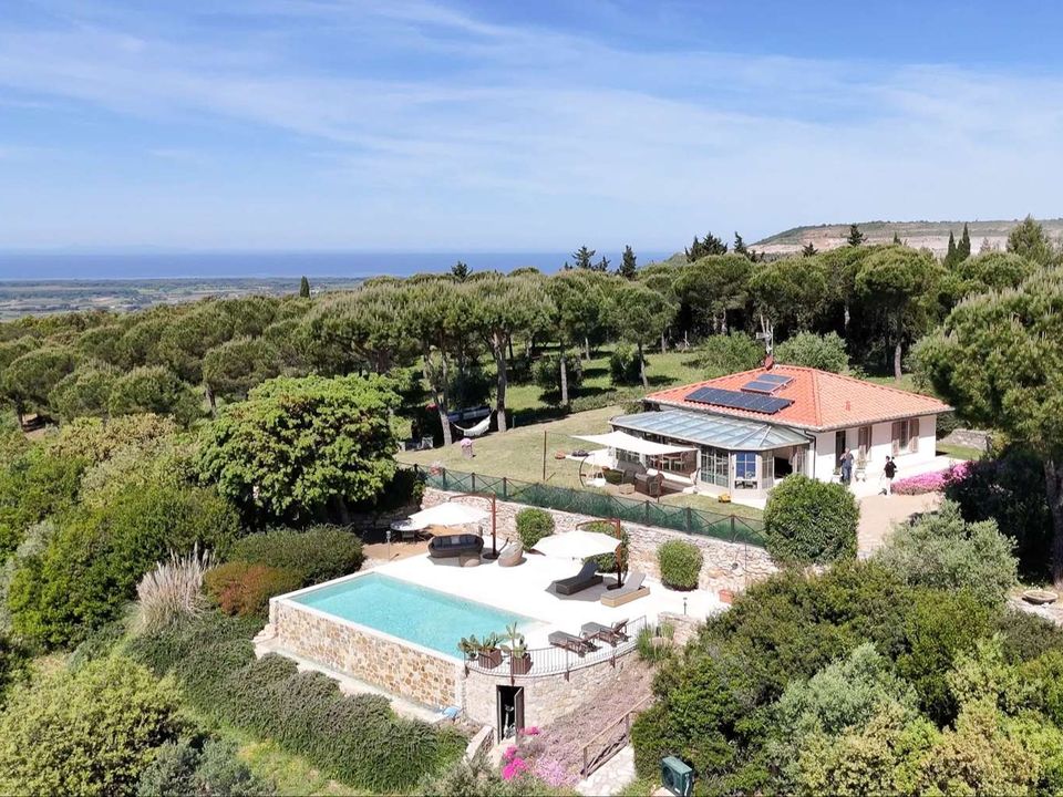 Villa i Campiglia Marittima, Livorno - foto 1