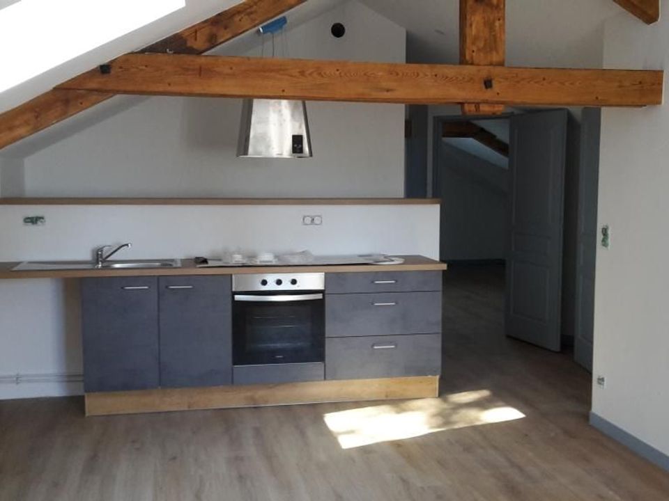 Apartment in Aydat, Puy-de-Dome - photo 1