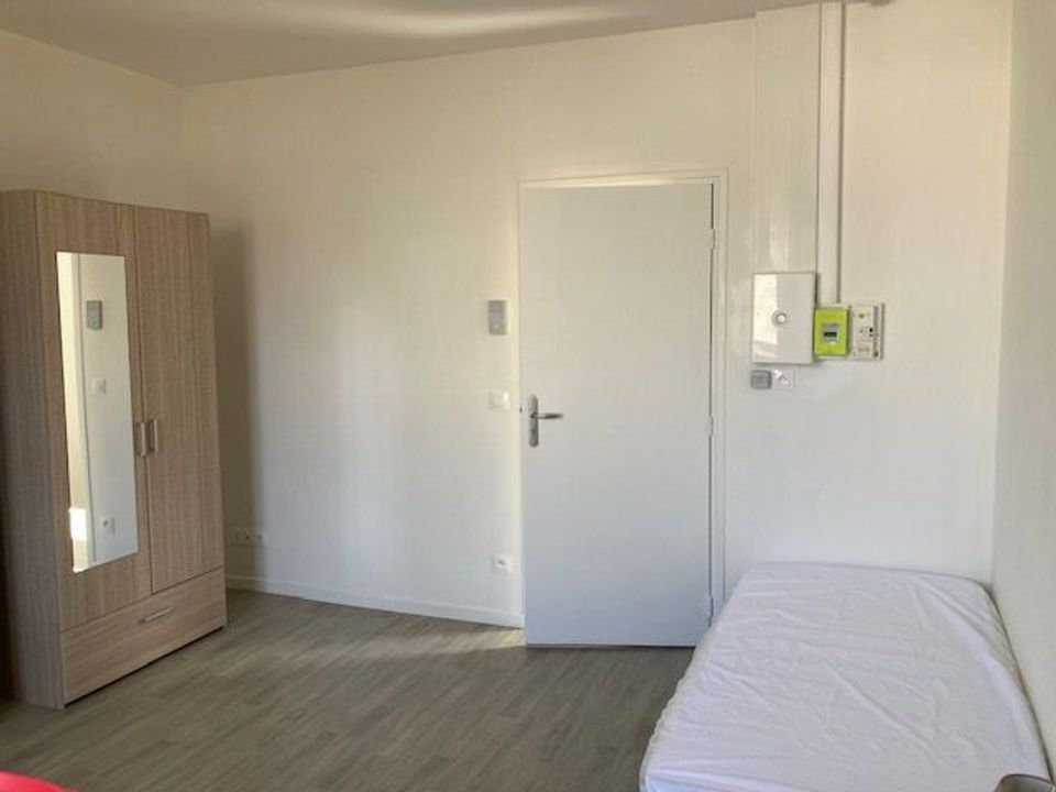 Estudi a Saint-Quentin, Aisne - foto 3