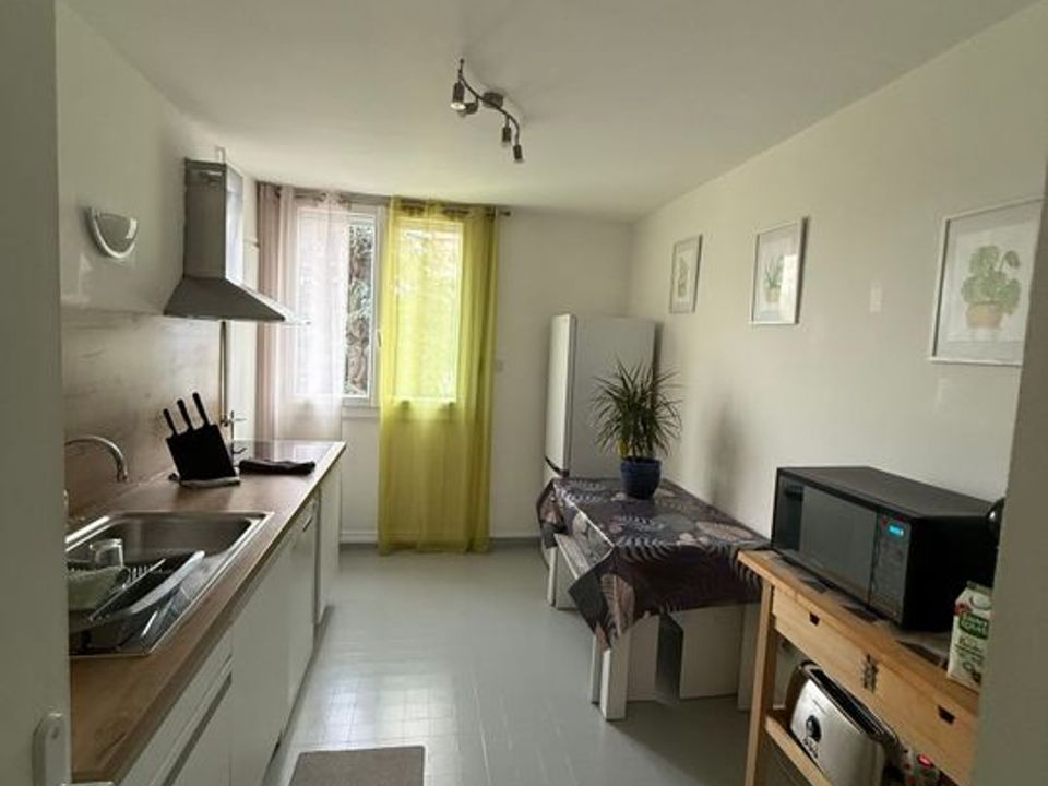 Apartment in Seyssinet-Pariset, Isere - photo 1