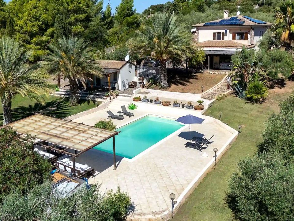 Villa in Alghero, Sassari - foto 1
