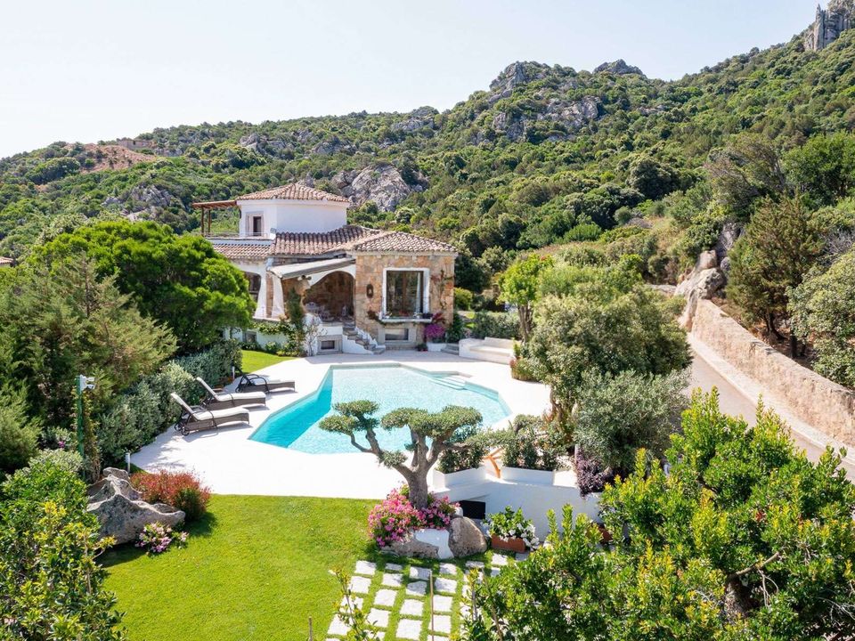 Villa i Arzachena, Sassari - foto 1