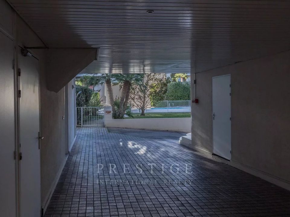 Garage i Juan-les-Pins, Alpes-Maritimes - foto 5