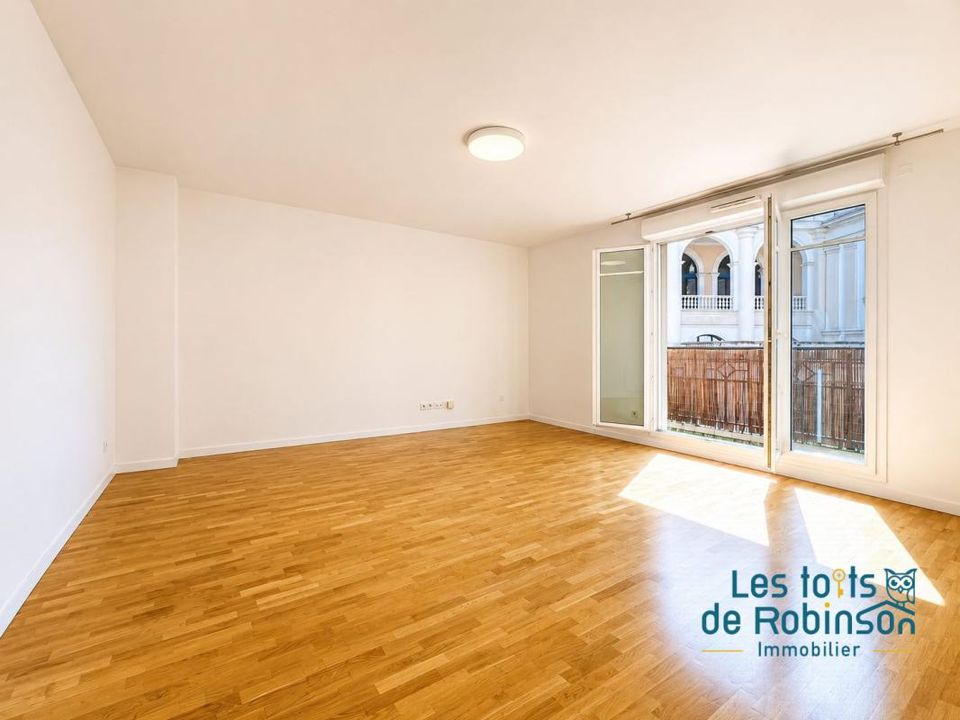 Lejlighed i Le Plessis-Robinson, Hauts-de-Seine - foto 3