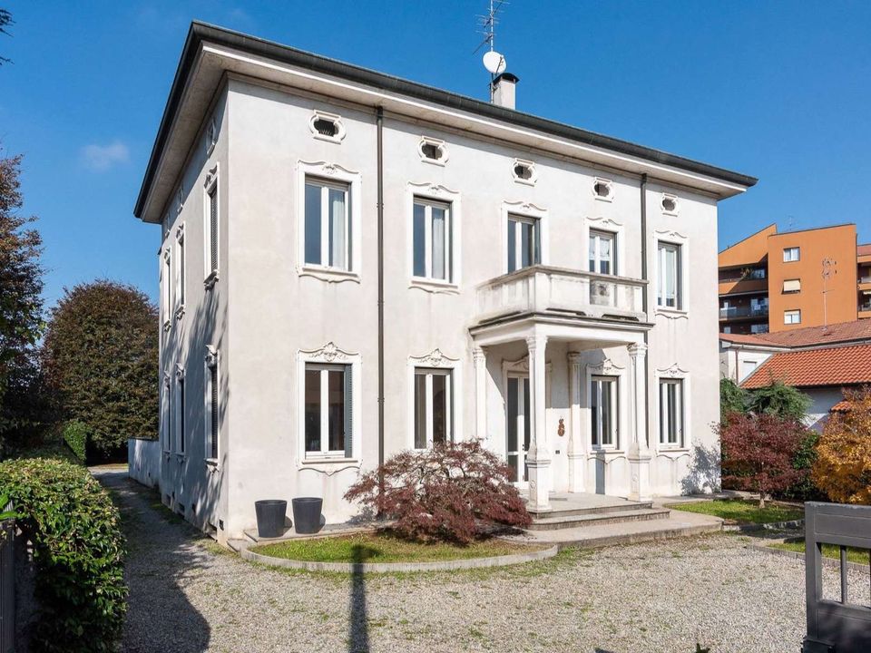 Villa a Meda, Monza and Brianza - foto 1