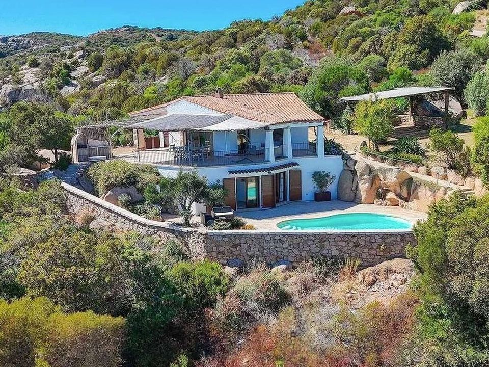 Villa i Arzachena, Sassari - foto 1