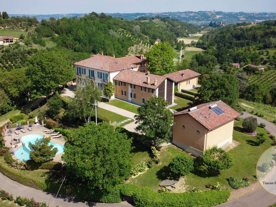 Villa en Vigliano d'Asti, Asti - foto 1