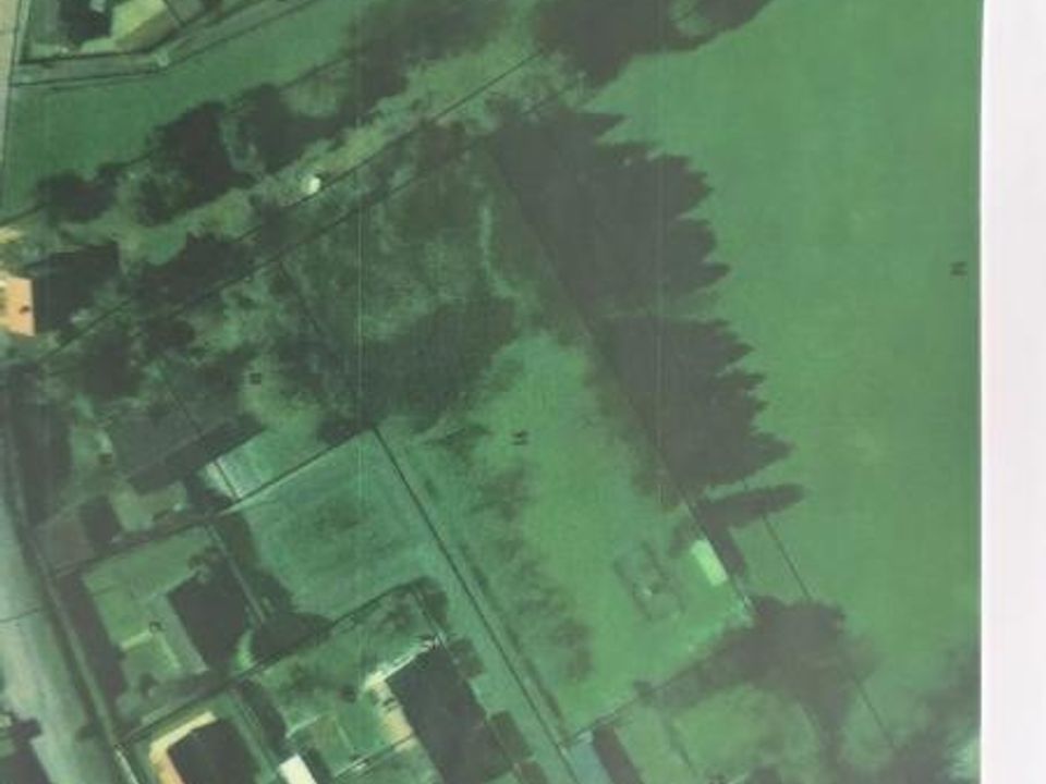 Tomt i Saint-Omer-en-Chaussée, Oise - bilde 1