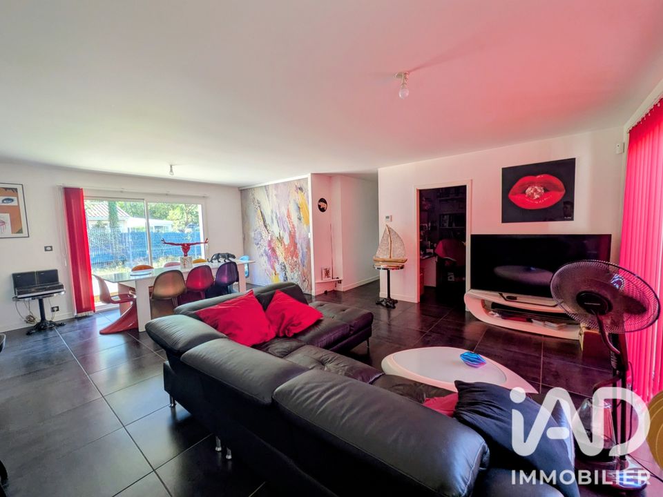 Villa - Le Pian-Medoc, Gironde - photo 1