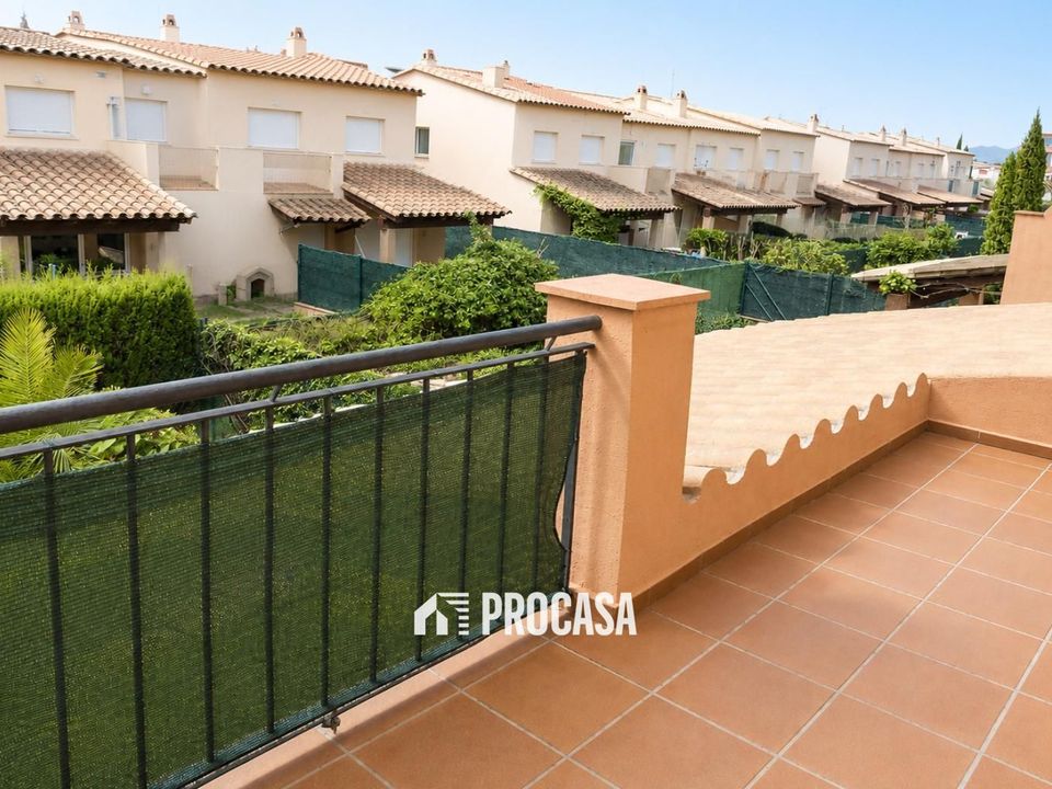 Villa en Empuriabrava, Gerona - foto 1