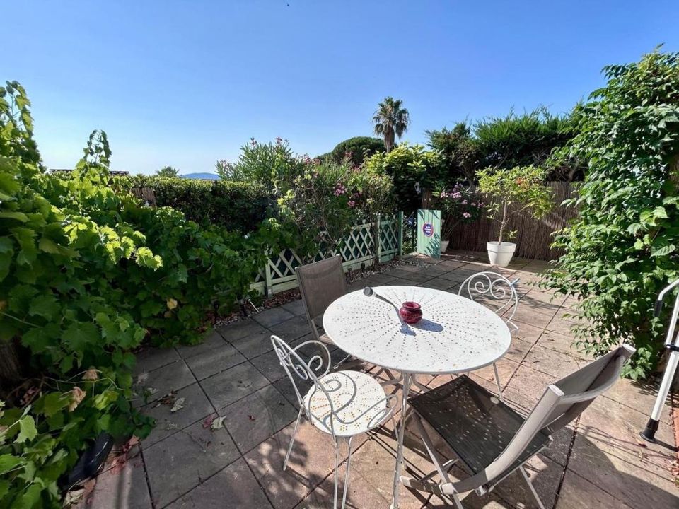 Apartamento en Cogolin, Var - foto 1