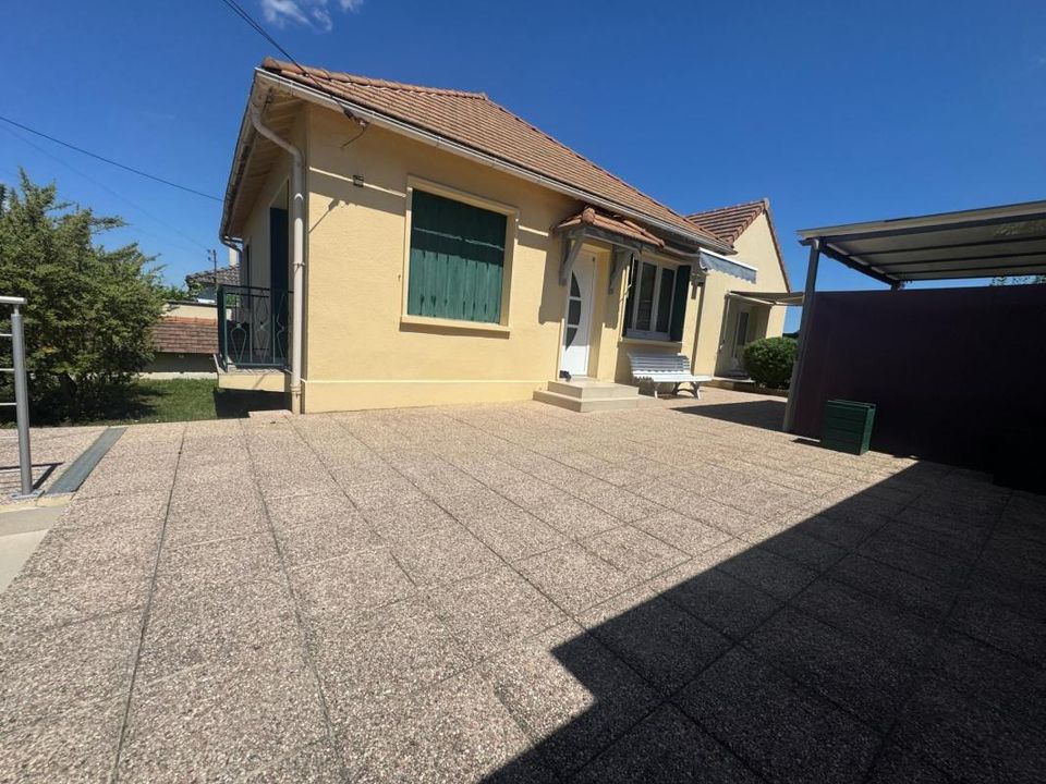 Villa em Mantes-la-Ville, Yvelines - foto 1