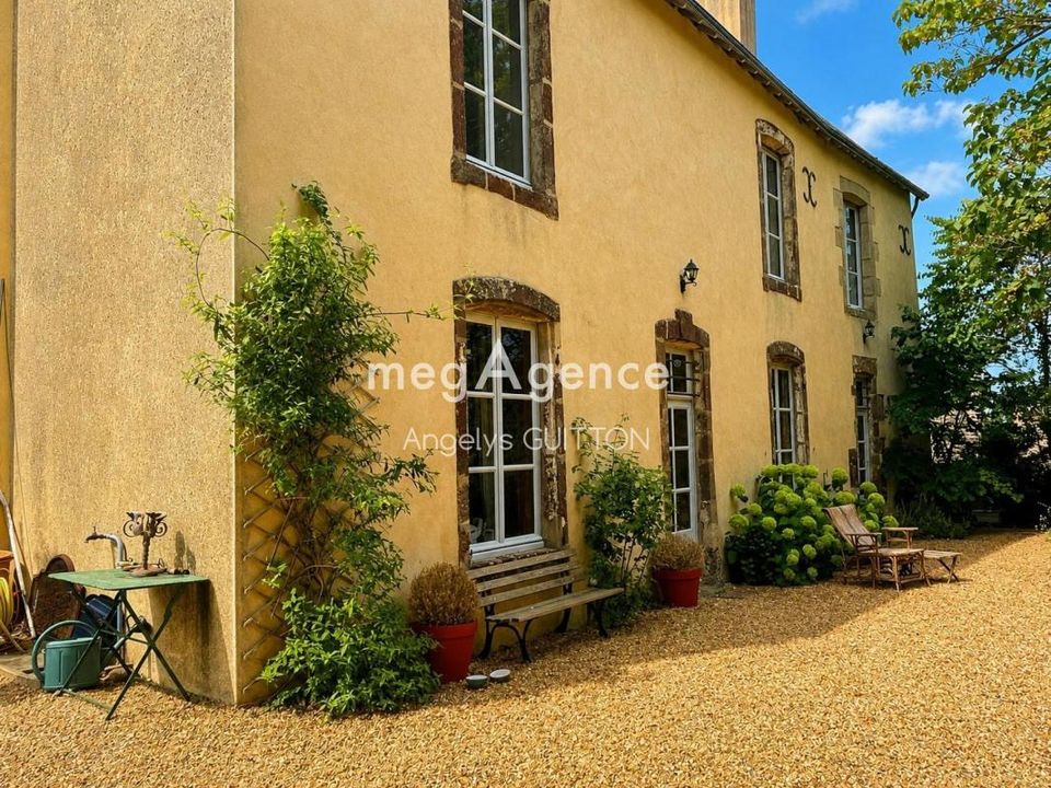 Landejendom i Beaumont-sur-Sarthe, Sarthe - foto 1