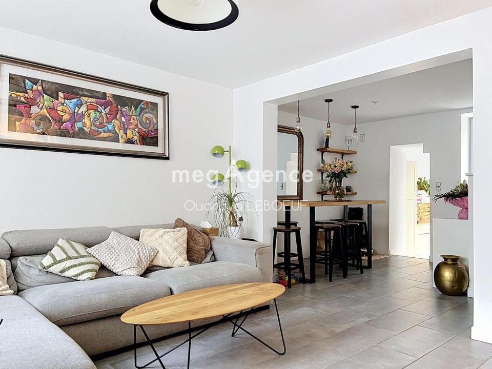 Villa in Mantes-la-Jolie, Yvelines - foto 1