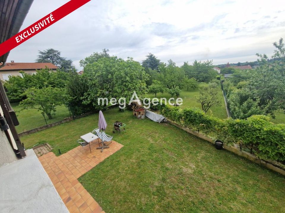 Villa i Saint-Genis-Laval, Rhone - foto 1