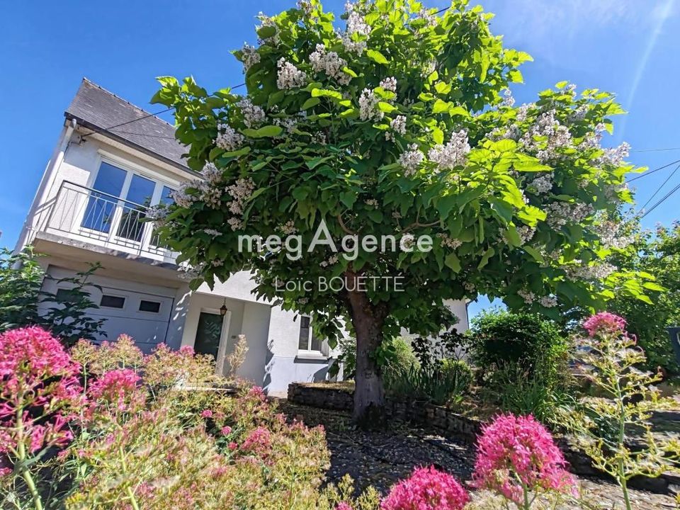 Villa in Saint-Jacques-de-la-Lande, Ille-et-Vilaine - foto 1