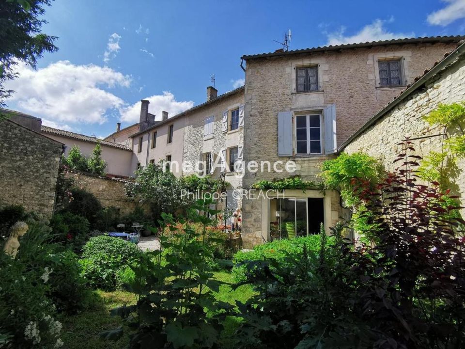 Villa i Saint-Jean-d'Angely, Charente-Maritime - foto 2