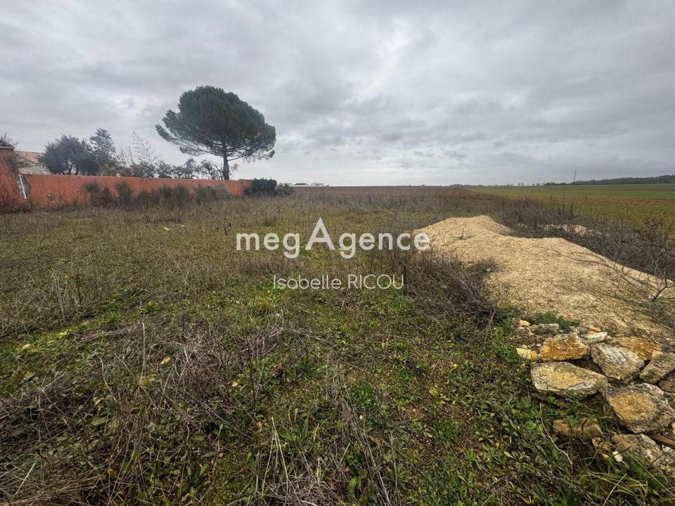 Grond in Bourgneuf, Charente-Maritime - foto 3