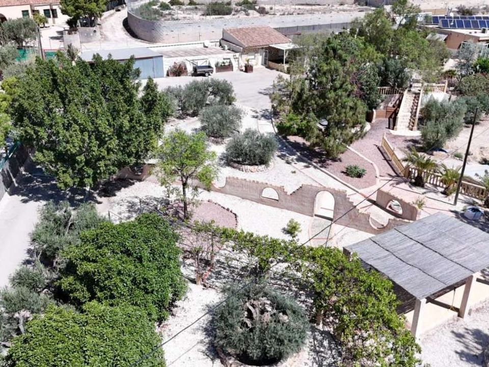 Apartamento en Crevillent, Alicante - foto 1