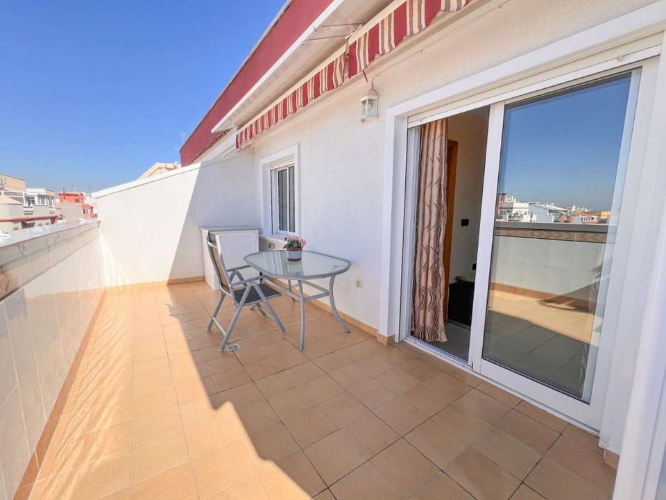 Lejlighed i Torrevieja, Alicante - foto 1