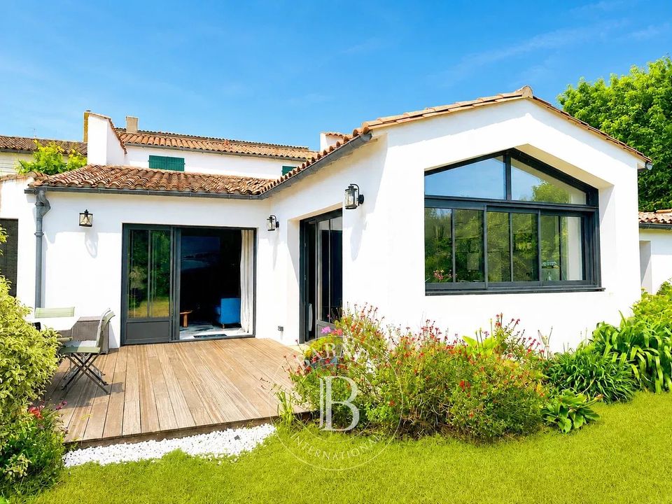 Villa i Saint-Martin-de-Re, Charente-Maritime - bilde 1