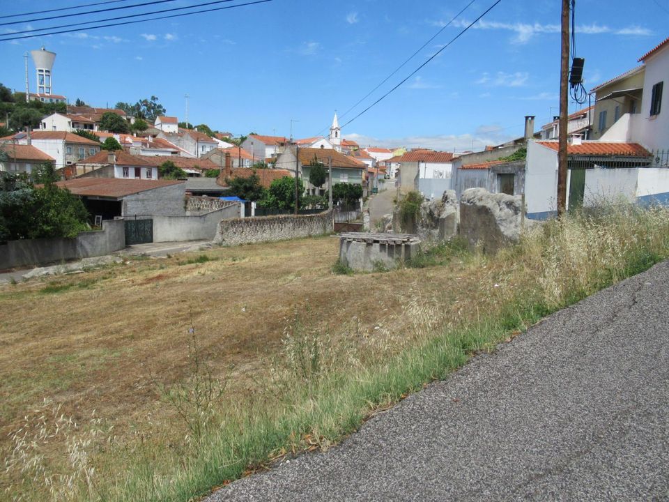 Helårsgrund i Torres Novas, Santarem - foto 2